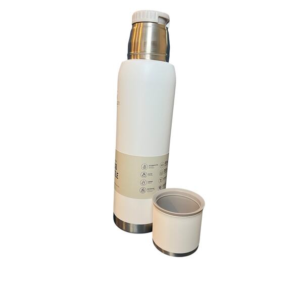 Adventure to Go Bottle by Stanley 1.4 QT - NWT - Picture 3 of 3